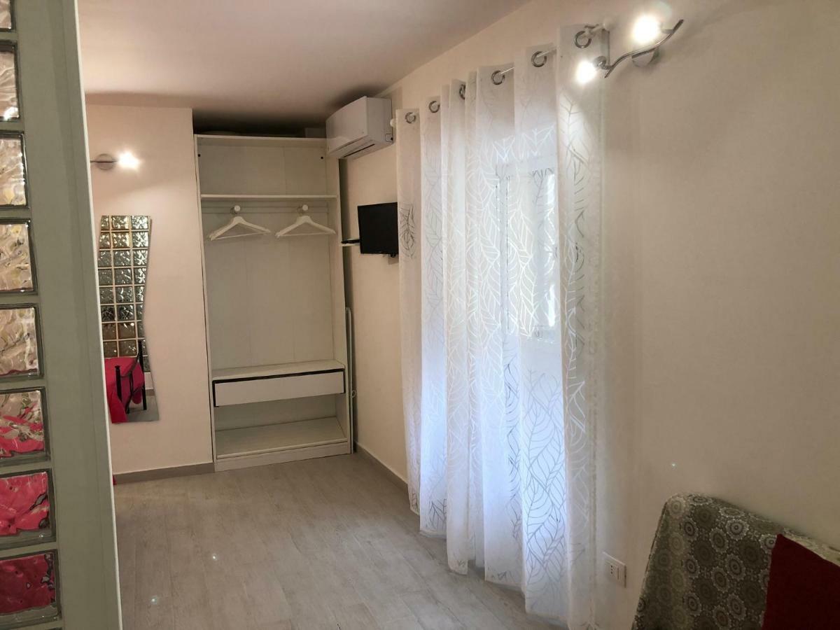 Dione Villa Syracuse Luaran gambar